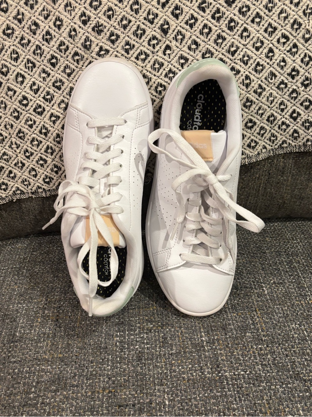 adidas Women's White Cloudfoam comfort Low-Top Lace-Up Sneakers
